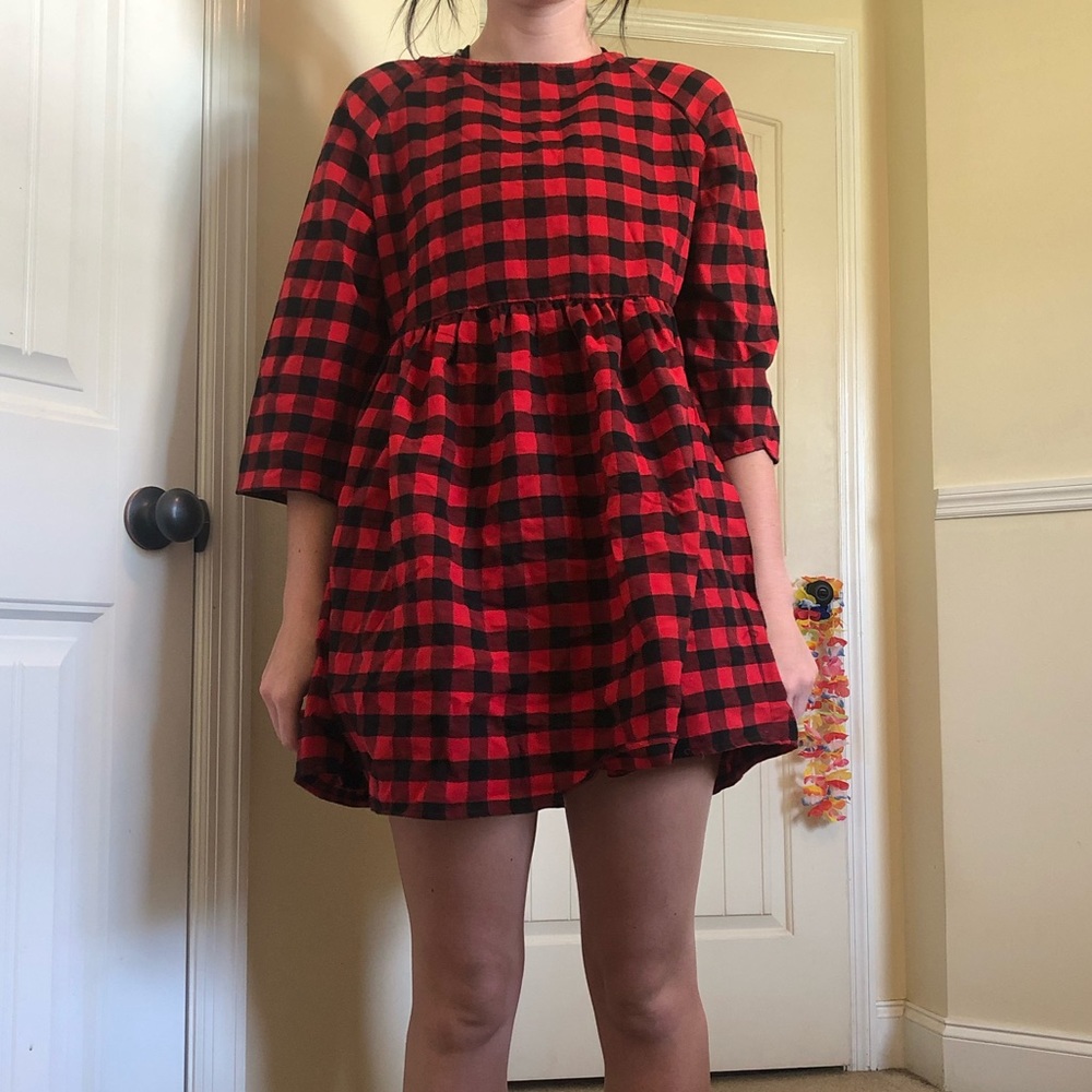 Dress - Picture 2 of 3